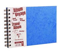 Clairefontaine 781164C Collection Age Bag Un Album de Voyage à Spirale Bleu - A5 paysage 21x14,8 cm - 80 Pages - Papier Blanc 120 g Ligné + Papier à Grain Noir 160 g - Couverture Lustrée Grain Cuir