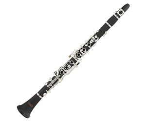 Classic Cantabile CLK-20 Clarinette Sib Plastique Système Allemand | Modèle: CLK-20, Accord: Sib, Corps: ébonite, Mécanique argentée, Tampons Pisoni originaux d’Italie, 20 clés, 6 anneaux