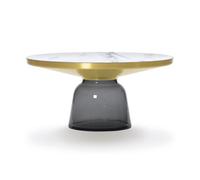 CLASSICON table BELL COFFEE TABLE avec la structure en laiton (gris quartz - Plateau en marbre Bianco Carrara et base en verre soufflé)