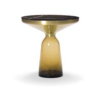 CLASSICON table BELL SIDE TABLE avec la structure en laiton (Ambre - Plateau en marbre Sahara Noir et base en verre soufflé)