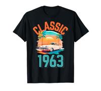 Classique 1966 avec Voiture, Palmiers et Coucher de Soleil T-Shirt
