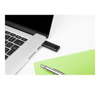 Clé USB 3.0 Verbatim PinStripe 32 Go