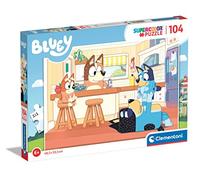 Clementoni | Puzzle Bluey pour Enfants 6 Ans + - 104 Pièces | Supercolor | Motricité, Observation, Coordination, Développement Cognitif | Activité Éducative | Format 48,5 x 33,5 cm