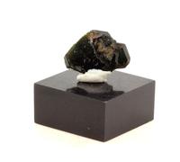 Clinochlore. 2.49 Ct. Rocher De Farinole, Olmeta-Di-Capocorso, Haute-Corse, France.