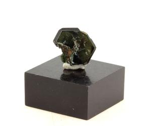 Clinochlore. 2.54 Ct. Rocher De Farinole, Olmeta-Di-Capocorso, Haute-Corse, France.