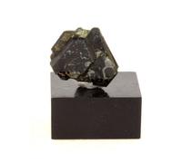 Clinochlore. 4.36 Ct. Rocher De Farinole, Olmeta-Di-Capocorso, Haute-Corse, France.