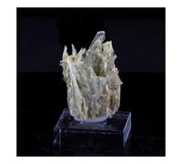 Clinozoisite. 31.0 Ct. Marine De Scala, Canari, Haute-Corse, France.