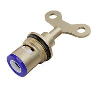 CLISPEED Clé de Robinet Cuivre avec Serrure pour Purgeur de Radiateur Clé Carrée Calcaire Adaptée Aux Robinets Extérieurs et Gestion de Pompe à Eau