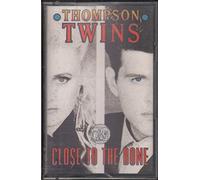 Close to the bone (versione audio cassetta)