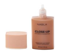 Close Up Futuristic Foundation - T50