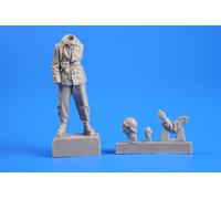 CMK 129-F35257 FIGURINE COMMANDANT FRANCAIS DE CHAR WWII 1/35