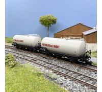 Coffret 2 wagons citernes 3 essieux type Uh, «Pétroles de l'Ouest», SNCF, Ep. IV