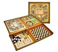Coffret 8 jeux de societe classiques - mallette plastique muti jeux - plateaux dames petits chevaux oie marelle - fabrique en france