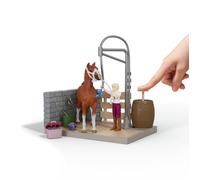 Schleich Coffret Aire de Lavage Sofia 42792 – eau réelle, pompe, cheval, 26 pièces