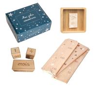 Coffret cadeau bébé en bois : boite cadeau contenant une toise, des cubes étapes et un cadre empreinte en bois
