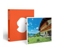 Coffret Cadeau SMARTBOX - Escapade de 2 jours dans un établissement de charme - 1 nuit avec petit-déjeuner pour 2 personnes