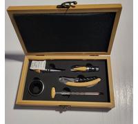 The Concept Factory Coffret à vin en bambou KV7391 — 5 accessoires, compact marron