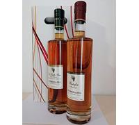 Coffret décor + 1 x 70cl très vieille Fine Champagne + 1 x 70cl ratafia de Champagne.