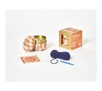 Coffret Tea Box Surprise Ma pause granny square - le parfait secret santa !: 1 boite à thé ronde en métal - 2 pelotes de laine - 1 crochet - des tutos - DIY