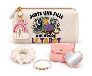 Coffret Trousse à Maquillage Une Fille Qui Adore Le Tarot | Trousse Coton, Miroir de Poche Cœur, Bracelet, Chouchou Satin, Porte-Clés | 5 Pièces | Cadeau Femme Passionné Humour Original Anniversaire