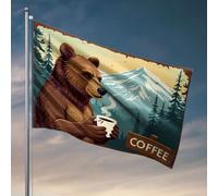 College Dorm Decor Funny A Bear Enjoying Coffee In A Mountainous Forest Setting. Drapeau de chambre d'université pour homme (60 x 90 cm)