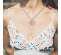 Collier chic à fleurs creuses, conçu pour ajouter de l'intérêt à votre tenue (P)