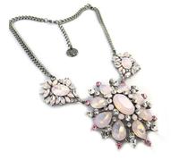 Collier Créateur 'Sissi' rose opalescent... [P0211]