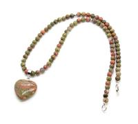 Collier de Perles Rondes en Pierre Naturelle en Forme de cœur de 4 mm, personnalité Simple, chaîne de Pull en Pierre Rouge Aventurine Verte, Style Unisexe Automne et Hiver, Fleur en Pierre Verte,
