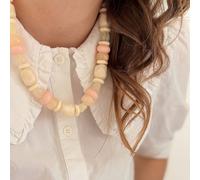 Collier en acier inoxydable doré et résine aimée pêche rosé