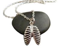 Collier en argent sterling 925, réplique anatomique d'une cage thoracique, pendentif d'anatomie pour Halloween, thème médical, infirmier, humain | Chaîne de 45 cm | Plaqué argent | LK_PNK_02675