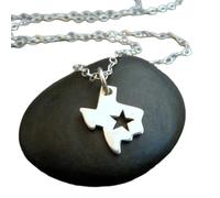 Collier en argent sterling 925 représentant l'État du Texas. Étoile découpée. Bijoux Smallstate, bijoux de tous les jours. Pendentif délicat « J'aime le Texas ». Fierté du Texas | avec chaîne de 45