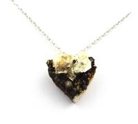 Collier Fluorite + Quartz Brut. 40.73 Ct. Langeac, Haute-Loire, France.