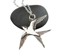 Collier hirondelle en argent sterling 925, petit pendentif animal fantaisiste, ornithologue amateur, esprit totem, simple et délicat, bijou avec breloque | avec chaîne de 45 cm | plaqué argent |
