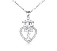 Collier initiale de la classe de 2021 plaqué or blanc 14 carats avec pendentif en forme de cœur en oxyde de zirconium - Cadeau d'amitié pour elle - Cadeau de classe de 2021 - Argent