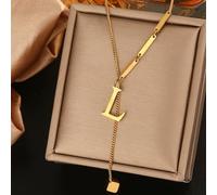 Collier minimaliste avec 26 lettres anglaises distinctes et élégant pompon (L)