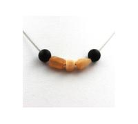 Collier de perles d'onyx noir mat de 8 mm + pierre de soleil de Tanzanie