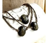 Collier scarabée obsidienne dorée