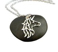 Collier tête de licorne en argent sterling 925, pendentif fantaisie en corne délicate, breloque pour petite fille, bijou amusant, cadeau unique pour adolescentes | avec chaîne de 45 cm | plaqué