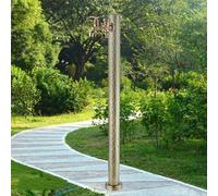 Colonne de distribution d'eau extérieure avec robinet, station d'irrigation au sol pour jardin et cour