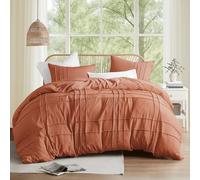 Comfort Spaces Parure de lit 3 pièces plissée à Nervures pour très Grand lit, légère et Extra Douce en Microfibre prélavée, taies d'oreiller, très Grand lit en Argile