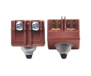 Comgooldool Lot de 2 interrupteurs de rechange 650560-8 pour meuleuse d'angle Bosch GA5030, GA4530 et Metabo-9557NB, 9555NB, construction en métal-plastique, 2,9 x 2,8 x 2,6 cm