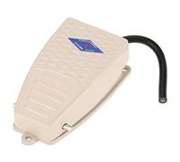 Commutateur à Pied Momentané, EKW-5A-B 380VAC 220VDC Interrupteur à Pédale Boîtier en Aluminium Normalement Ouvert Commutateur de Pied pour Machines-Outils
