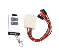 Contrôleur Univerl RC Model Car Controller à 4 canaux Télécommande pour 1/10 RC Crawler Vehicles SCX10 90046 MST Fonctionnement de lumière et de treuil en Plastique Durable