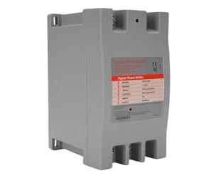 Convertisseur Monophasé Triphasé 1.5KW Déphaseur Numérique Compact pour Moteur Industriel Alimentation Stable Entrée 220V Sortie 380V 185x103x134mm