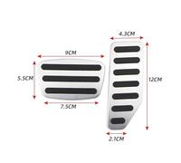 Convient for Isuzu D-MAX 2024 2023 2022 2021-2017 couvre-pédale accélérateur de frein patins antidérapants accessoire en acier inoxydable pédale de voiture(AT)