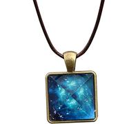 Cool lueur dans le noir ciel étoilé pyramide pendentif collier fête créative bijoux quotidiens décor cadeau