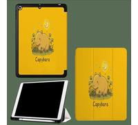 Coque Compatible avec Ipad A16 11èMe 2025 11 Pouces, Housse De Protection Ultra Fin Housse en TPU pour Ipad 11e 2025,Veille/RéVeil Automatique Capybara Mignon Fantastique Animaux-Jaune