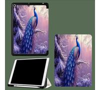 Coque Compatible avec Ipad A16 11èMe 2025 11 Pouces, Housse De Protection Ultra Fin Housse en TPU pour Ipad 11e 2025,Veille/RéVeil Automatique Paon Bleu Forêt Cèdres-Violet