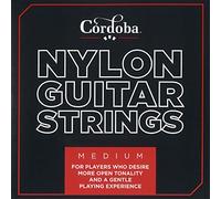 Cordoba Jeu de 6 cordes de guitare en nylon à tension moyenne Rouge