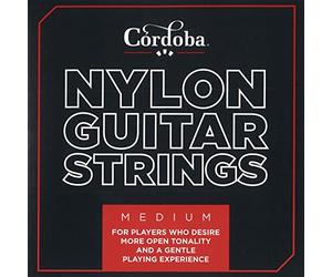 Cordoba Jeu de 6 cordes de guitare en nylon à tension moyenne Rouge